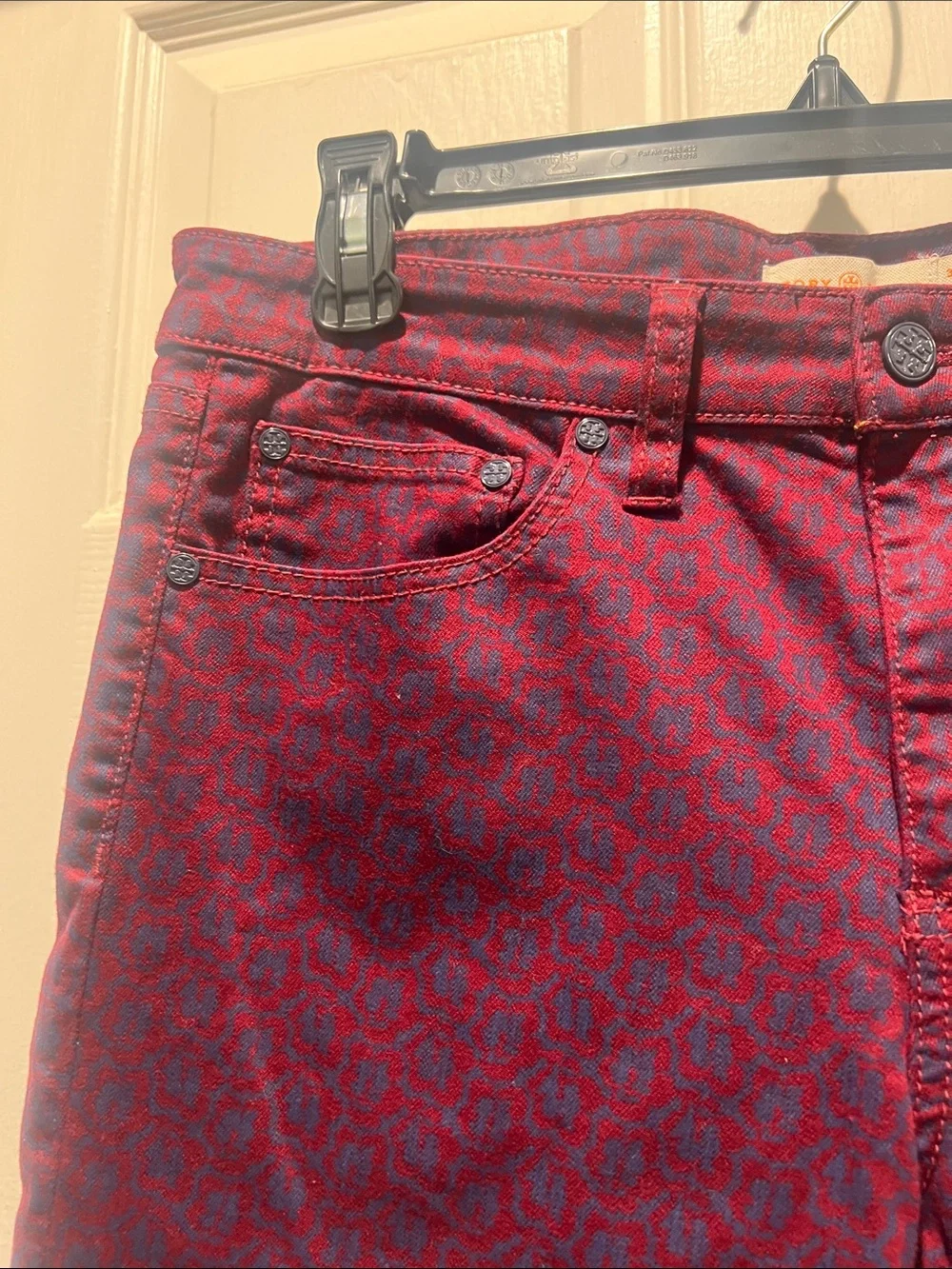 Tory Burch Slim Straight Jeans in Burgundy